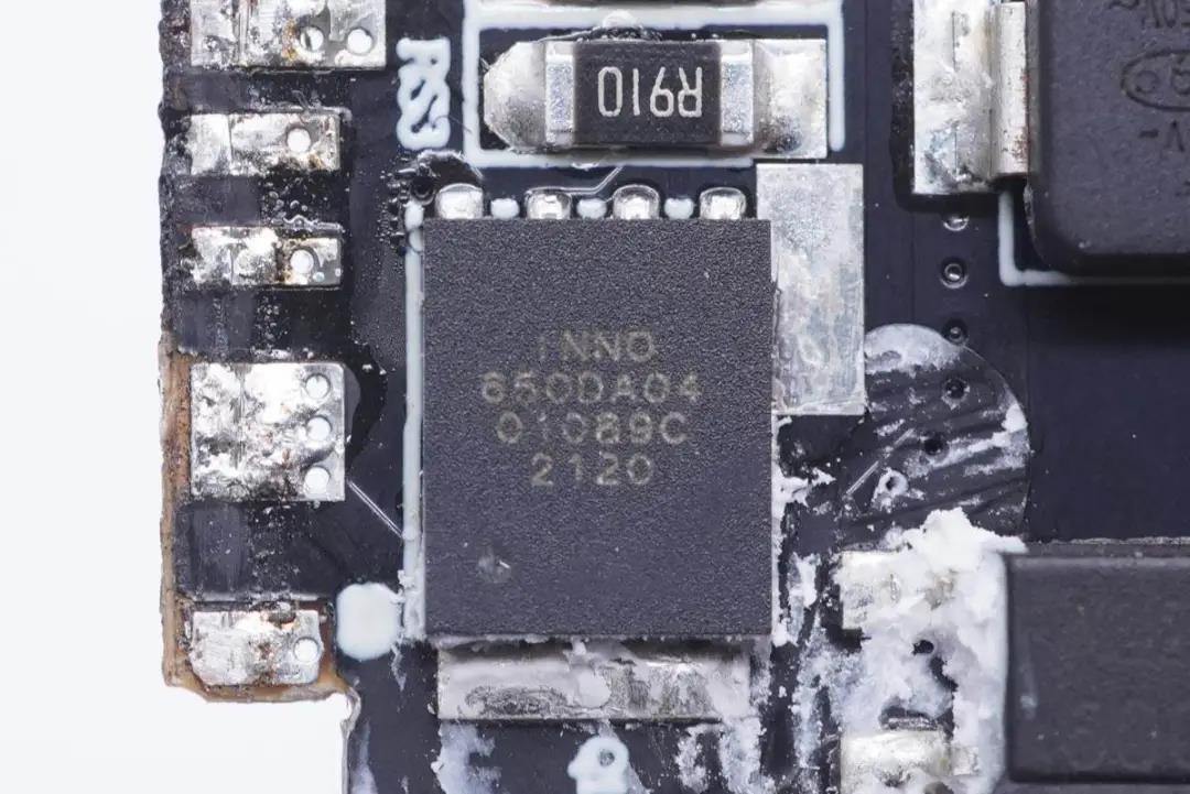 1626845984765842.jpg 40.jpg