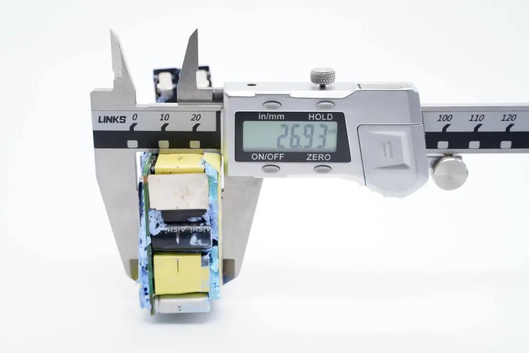 1637041122693619.jpg 22.jpg