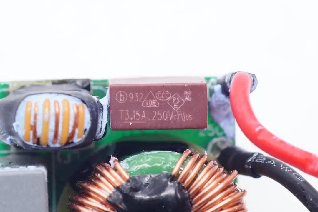 1637041368333560.jpg 33.jpg