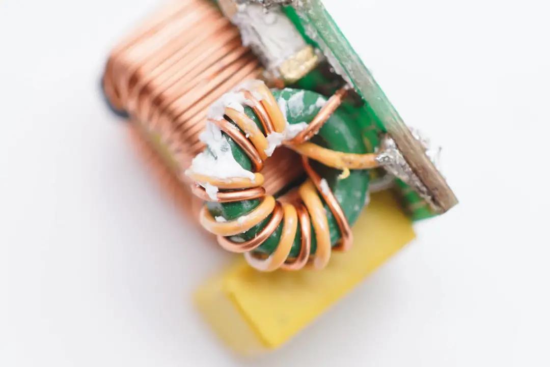 1638500869379314.jpg 32.jpg