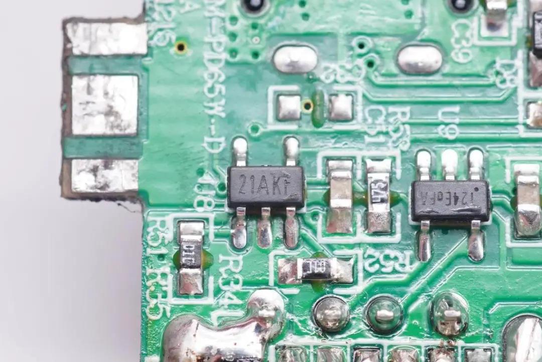 1638755163311309.jpg 62.jpg