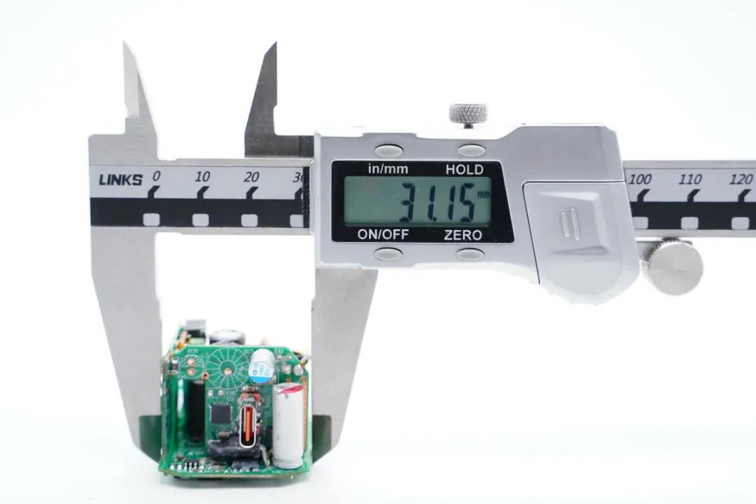 1641275700180240.jpg 23.jpg