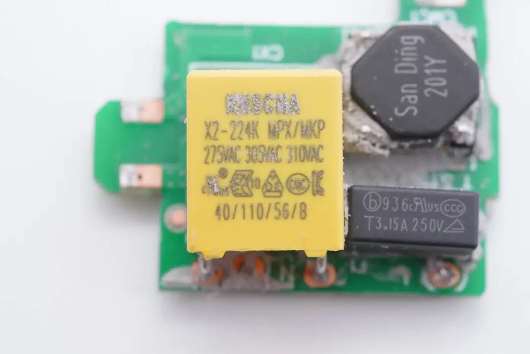 1651021404293648.jpg 40.jpg