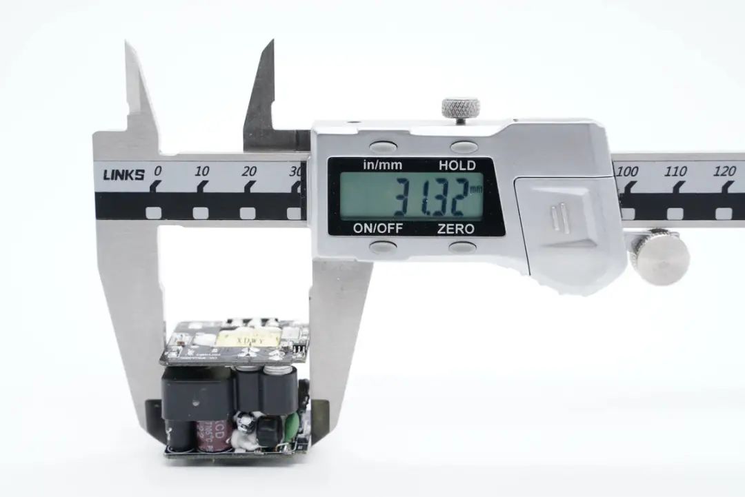 1651559255900072.jpg 26.jpg