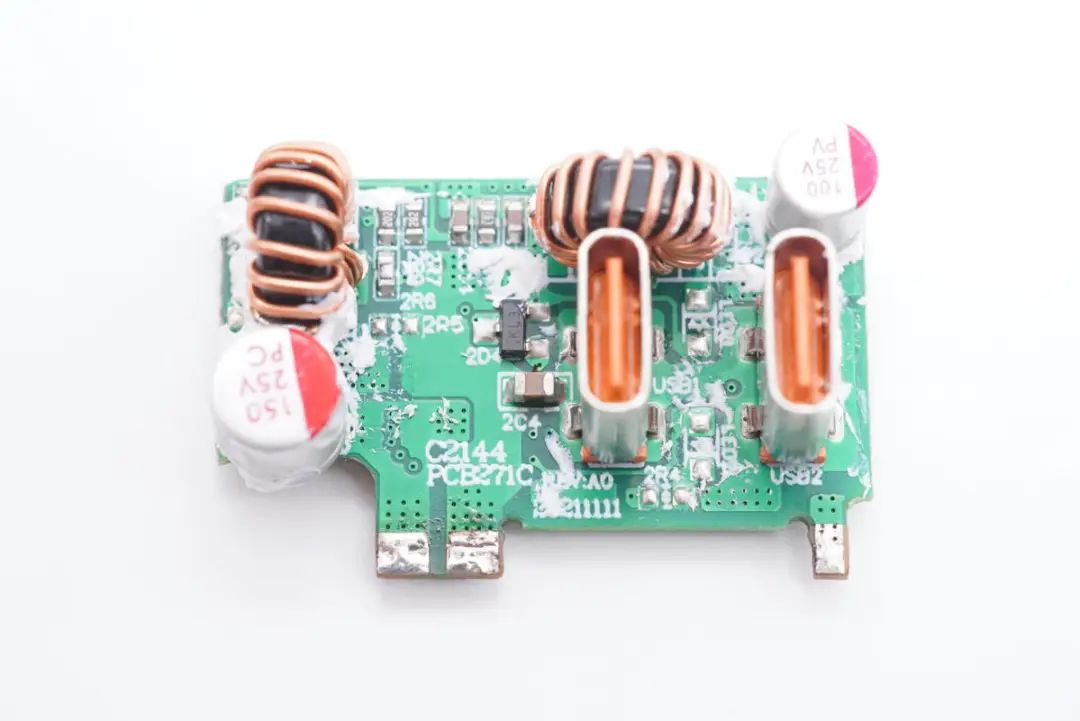 1653099286830272.jpg 48.jpg