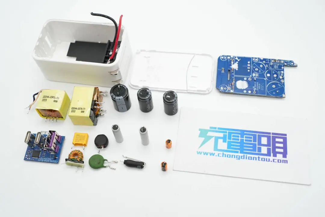 1658127877890978.jpg 61.jpg