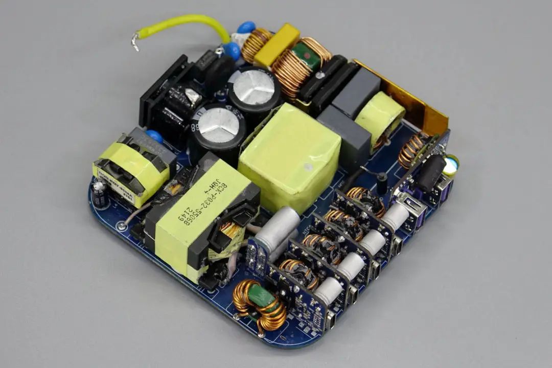 1658900586485664.jpg 37.jpg