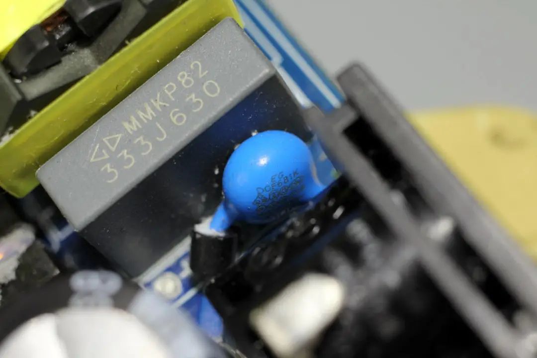 1658900756918243.jpg 44.jpg