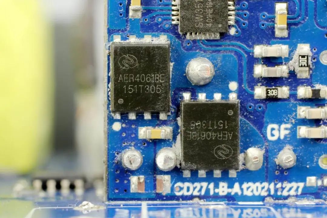 1658901873224408.jpg 75.jpg