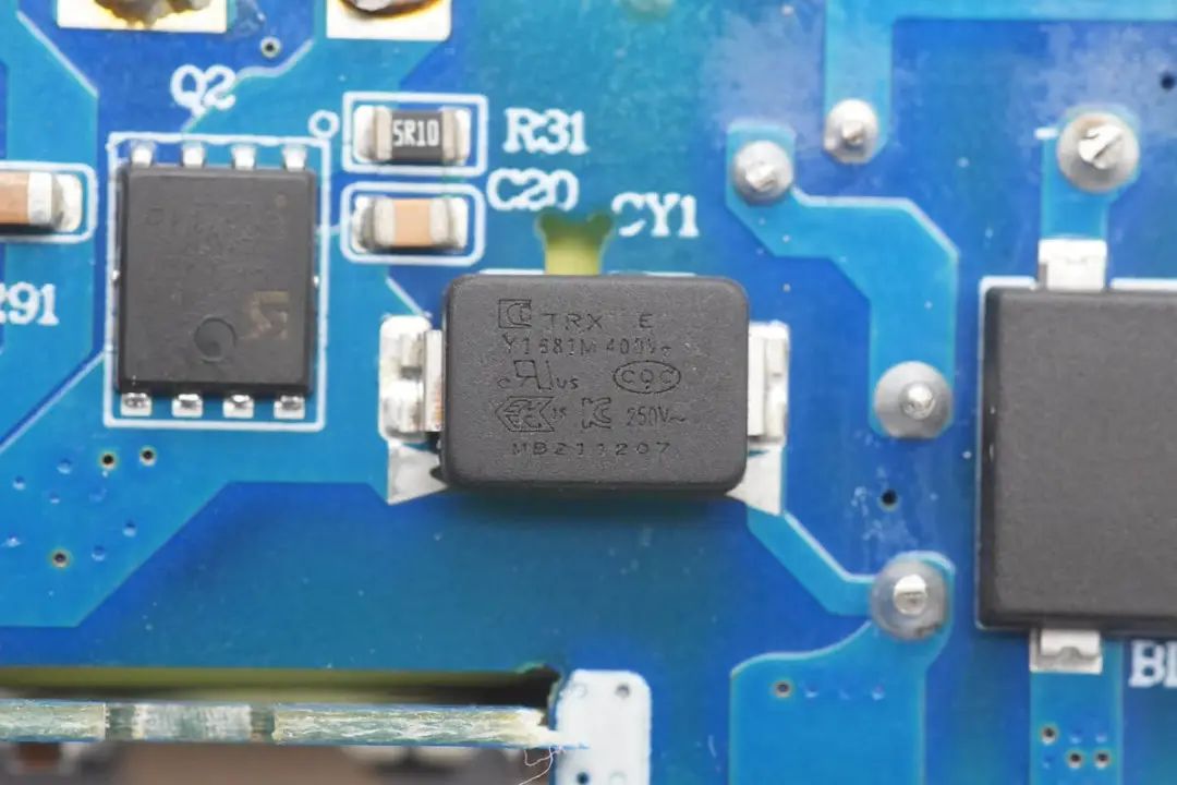 1659506056721888.jpg 42.jpg